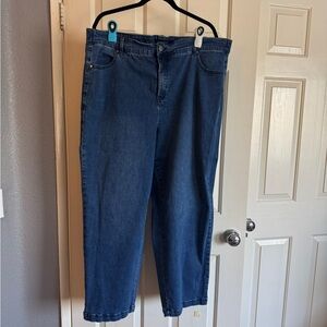 Universal Standard Wide Leg Cropped Jeans 22